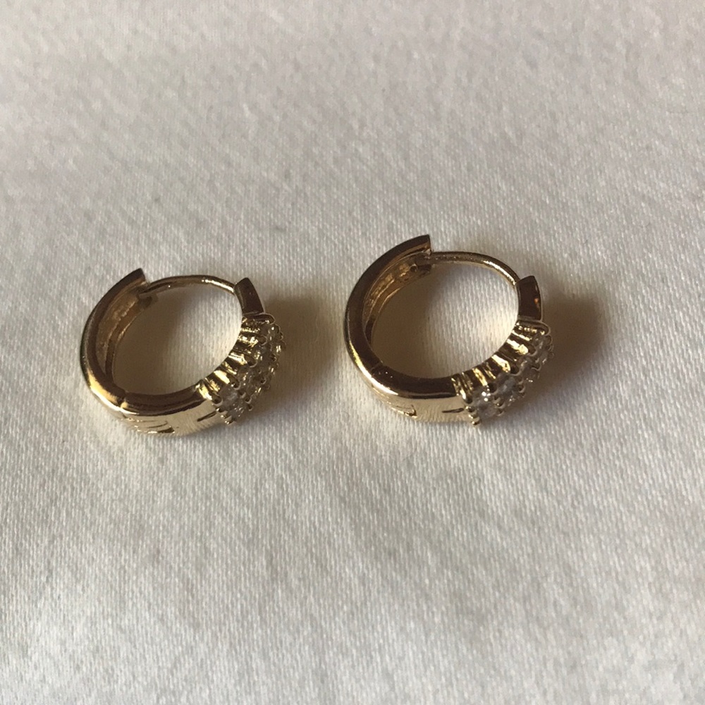 Earrings - Picture 4 of 4